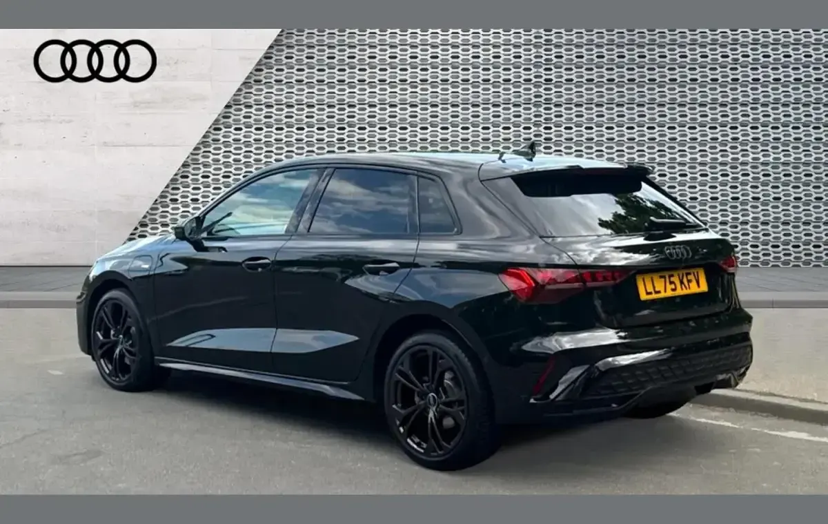 Used Audi A3 e-tron Black Edition 200 HP (147 kW) 2025 Black Hatchback