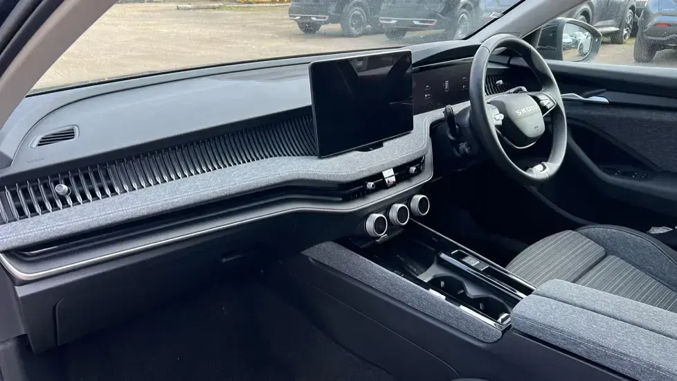 Used Skoda Superb SE Technology 204 HP (150 kW) 2025 Black