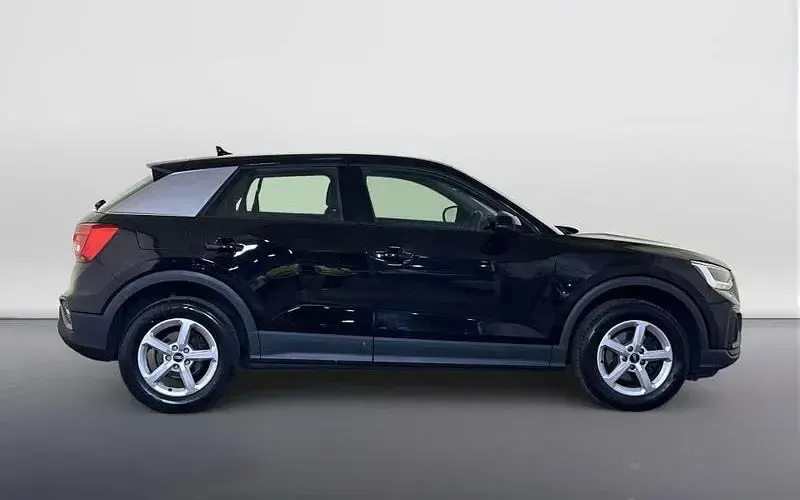 Used Audi Q2 Performance 110 HP (80 kW) 2021 Black SUV