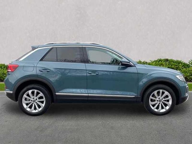 Used VW T-Roc Style 150 HP (110 kW) 2022 Blue SUV