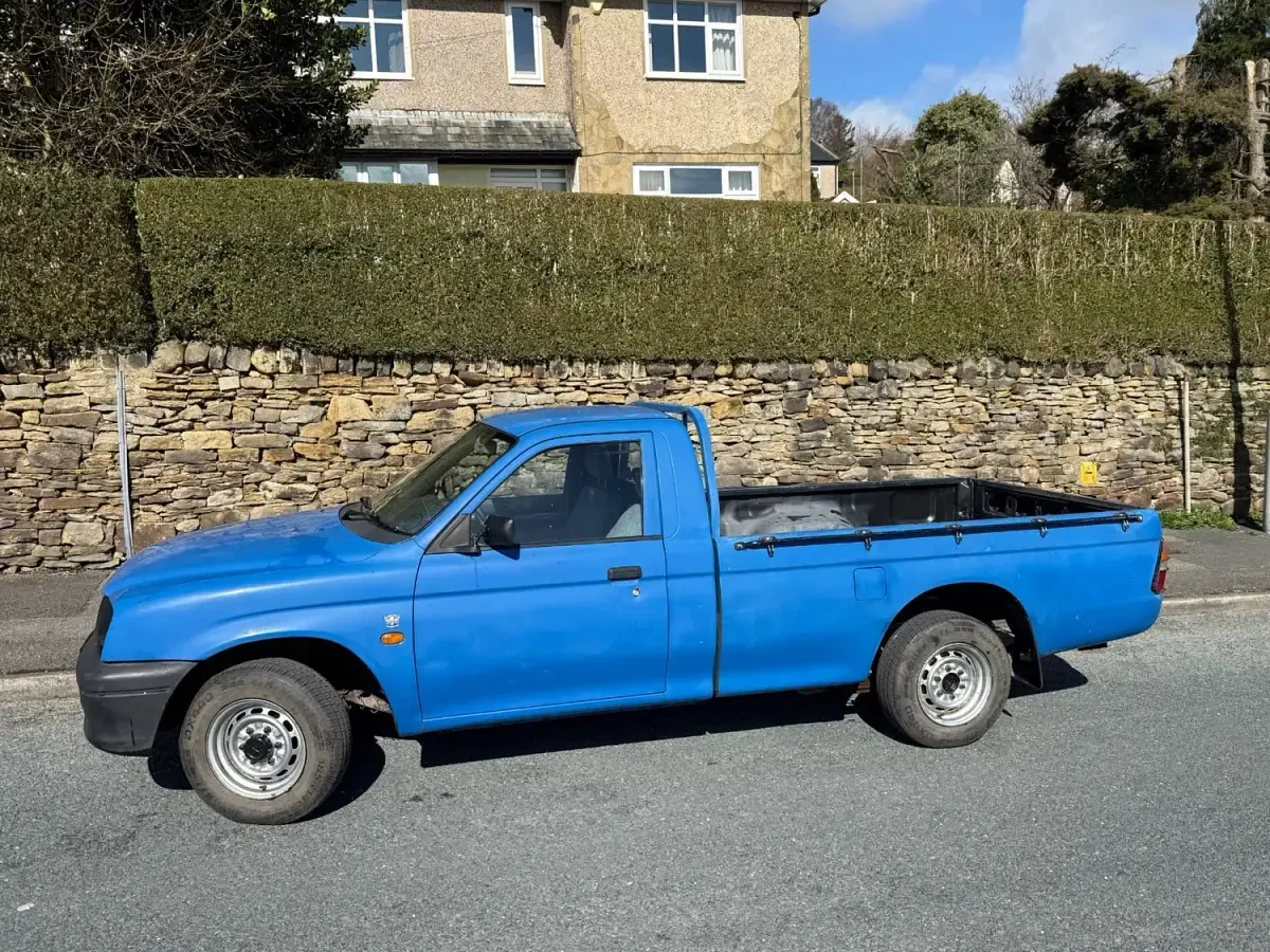 Usado Mitsubishi L200 1997 Azul Pickup
