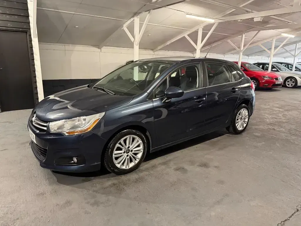 Gebraucht Citroën C4 VTR Sport 115 PS (84 kW) 2014 Blau Kleinwagen