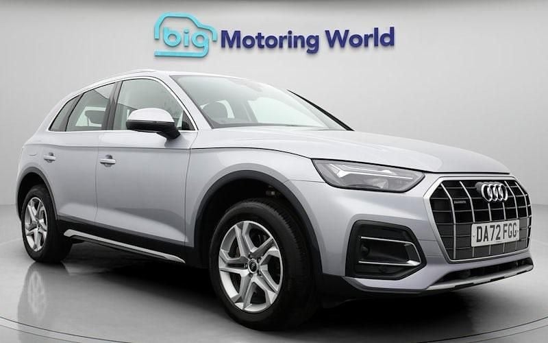 Used 2024 Audi Q5 Sport SUV | £28,300 (Super price) - Image 1/4