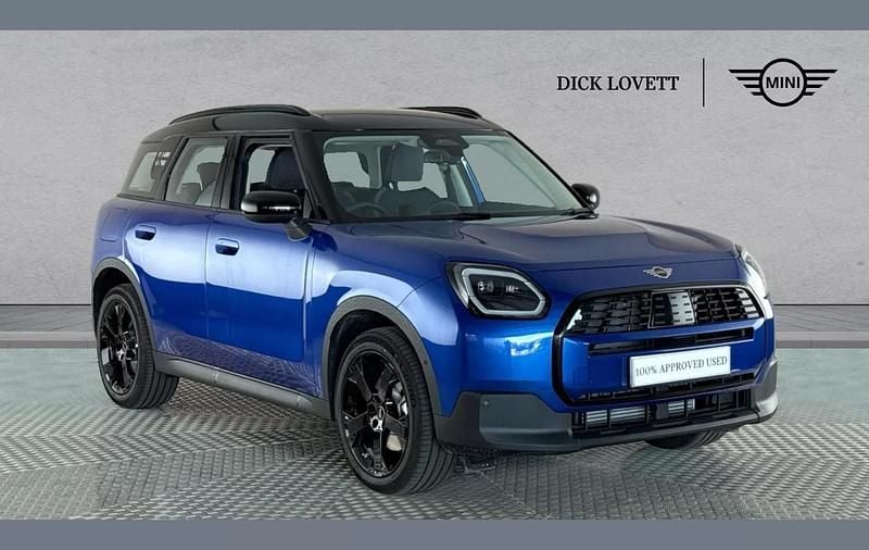 Blue Used 2025 Mini Countryman Classic SUV | £29,225 (Super price) - Image 1/4