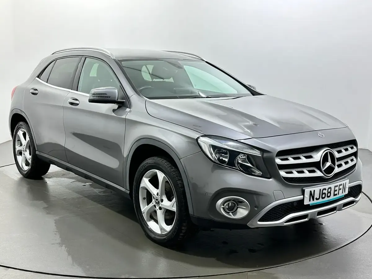 Used Mercedes GLA200 Executive 156 HP (114 kW) 2018 SUV