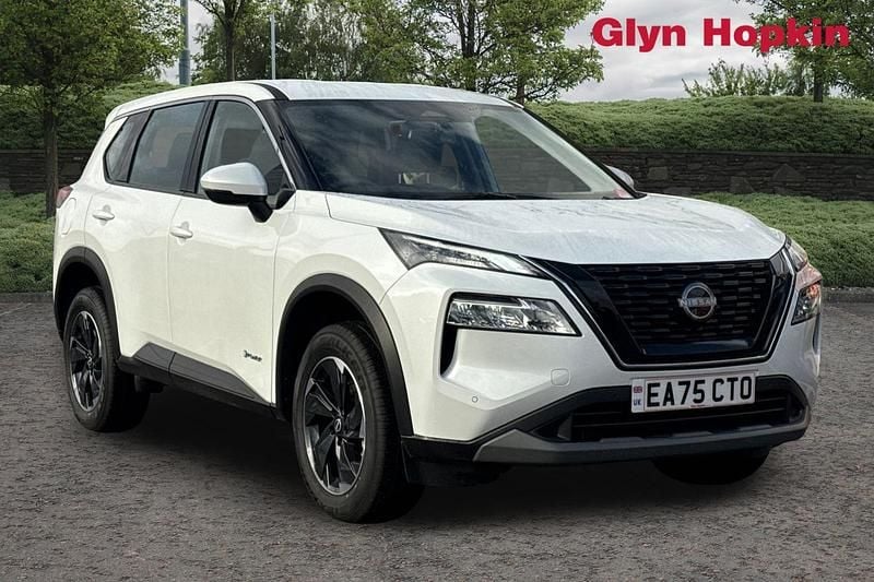 Silver New 2025 Nissan X-Trail Acenta Premium SUV | £29,554 (Good price) - Image 1/4