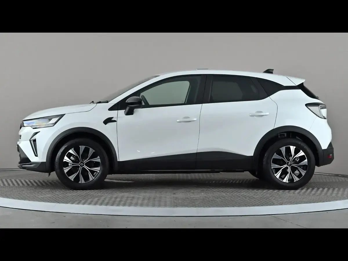 New Renault Captur Evolution 143 HP (105 kW) 2025 White SUV