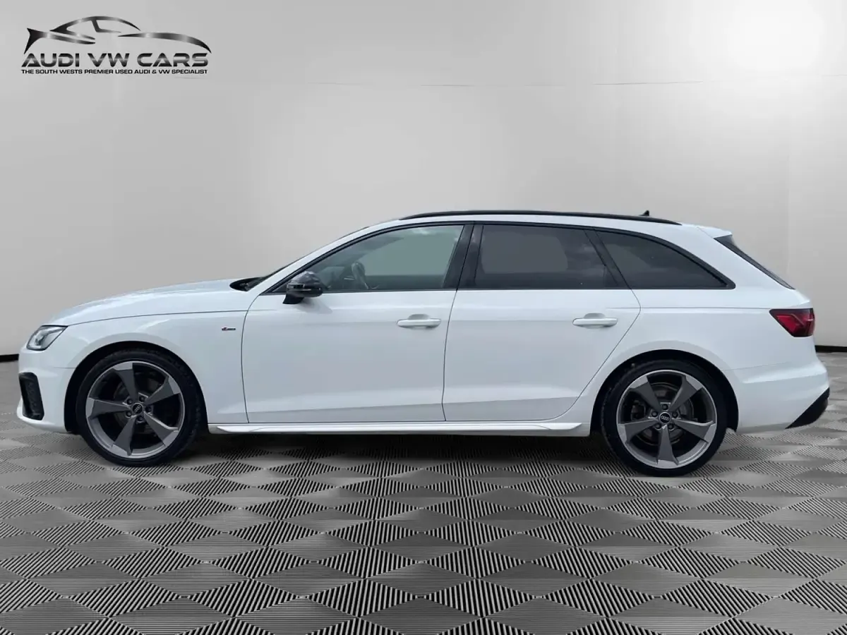 Used Audi A4 Black Edition 150 HP (110 kW) 2021 White Estate