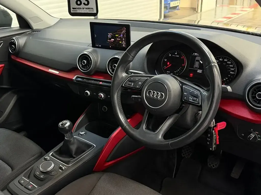 Used Audi Q2 Sport 116 HP (85 kW) 2020 Grey SUV