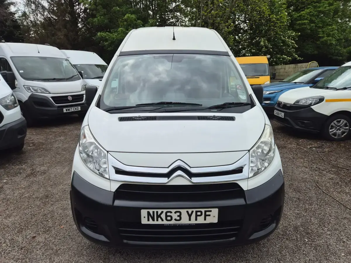 Usado Citroën Dispatch 125 HP (91 kW) 2013 Branco Monovolume