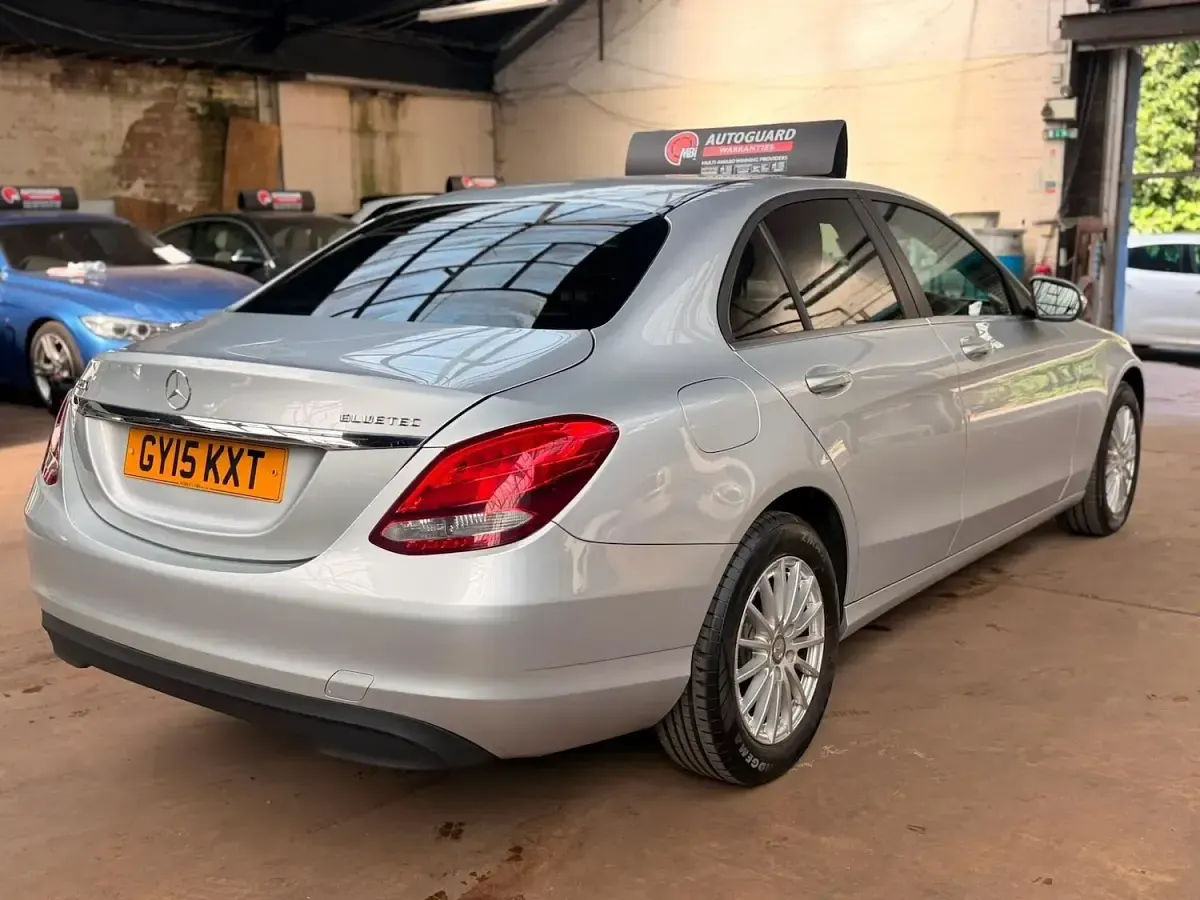 Used Mercedes C220 SE 170 HP (125 kW) 2015 Silver Sedan