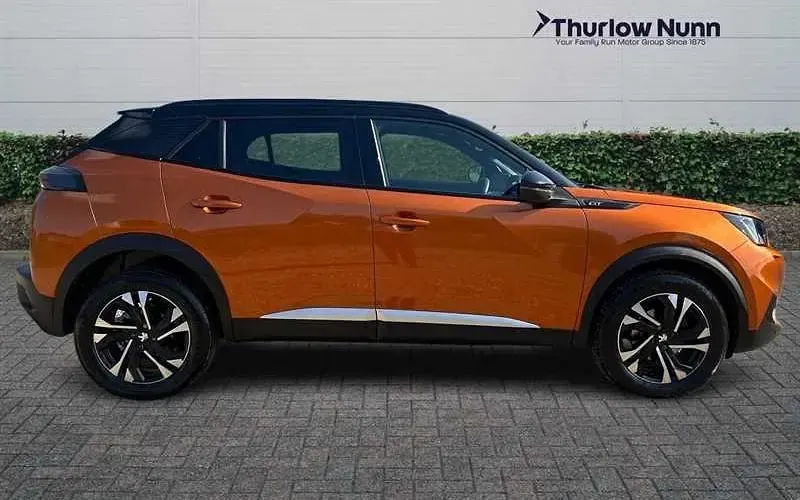 Used Peugeot 2008 GT 131 HP (96 kW) 2023 Orange SUV