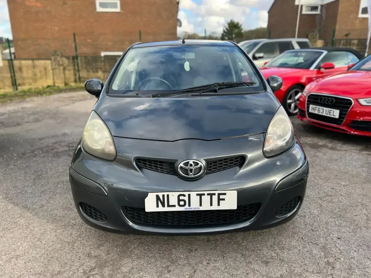 Used Toyota Aygo 2011 Grey Hatchback