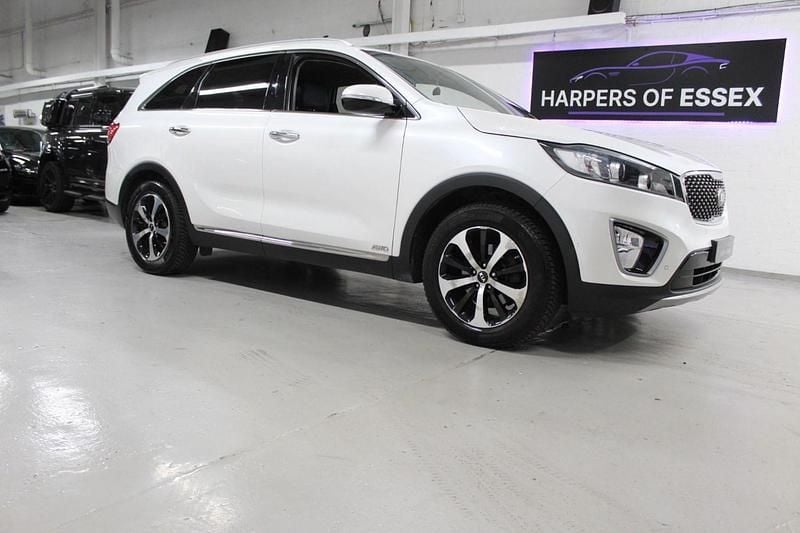 White Used 2015 Kia Sorento 2 SUV | £9,995 (Fair price) - Image 1/4