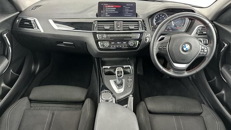 Used BMW 120 Sport Line 187 HP (137 kW) 2018 Silver Hatchback