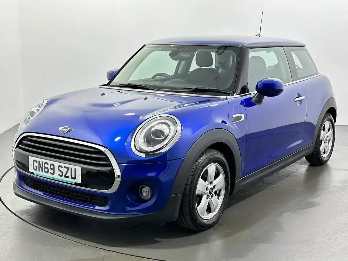 Usado Mini Cooper Classic 2019 Azul Citadino