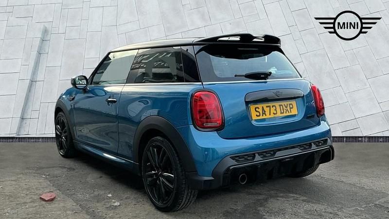 Usado Mini Cooper Hatch 134 HP (98 kW) 2023 Azul Citadino