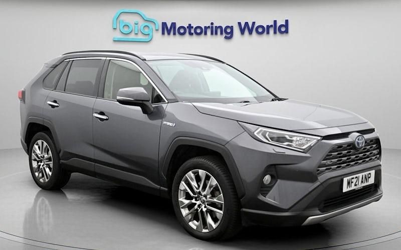 Used Toyota RAV4 218 HP (160 kW) 2025 SUV