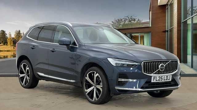 Blue Used 2025 Volvo XC60 Ultra SUV | £46,617 (A bit pricey) - Image 1/4
