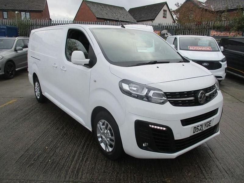 White Used 2021 Vauxhall Vivaro Sportive Van | £9,500 (Good price) - Image 1/4