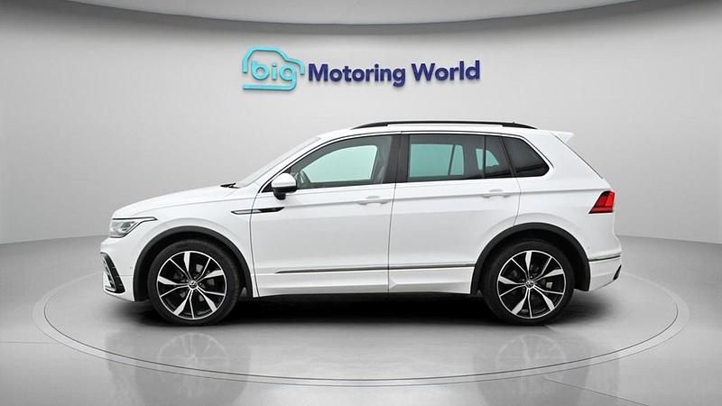 Used VW Tiguan R-line 150 HP (110 kW) 2023 White SUV