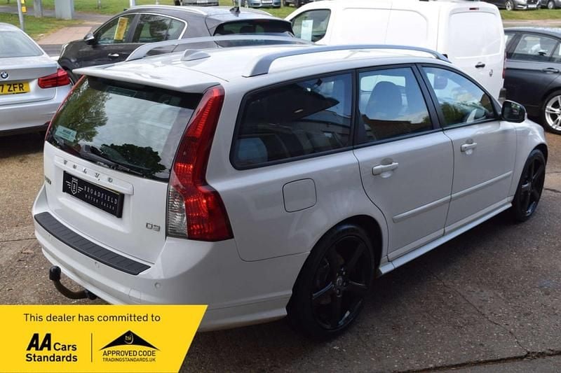 Used Volvo V50 R-Design 2012 White Estate
