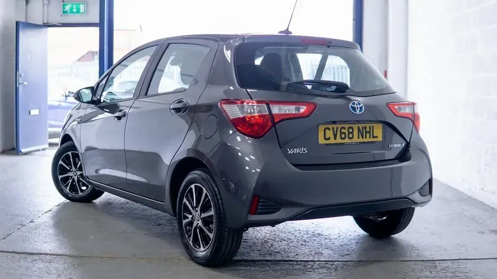 Used Toyota Yaris Hybrid 2019 Grey Hatchback