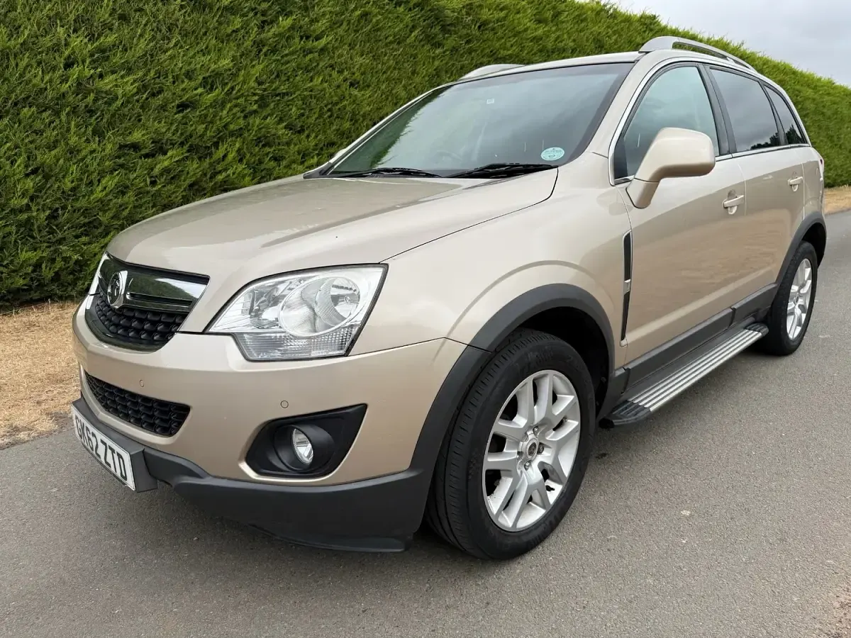 Used Vauxhall Antara 2013 Yellow SUV