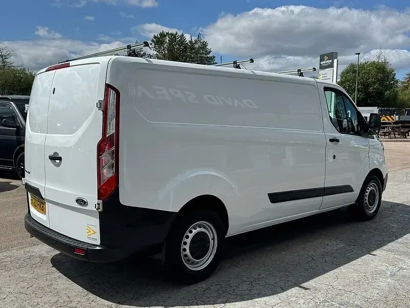 Used Ford Transit Custom 130 HP (95 kW) 2020 White Van