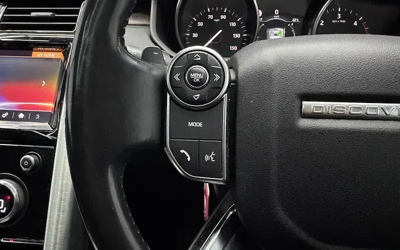 Used Land Rover Discovery HSE 241 HP (177 kW) 2017 Black SUV