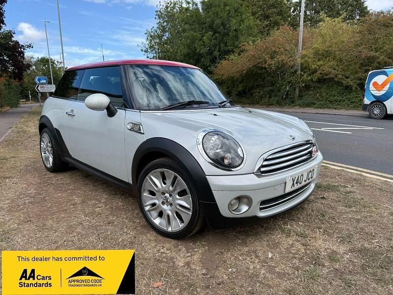 Silver Used 2010 Mini Cooper Hatch Hatchback | £1,995 (Expensive) - Image 1/4