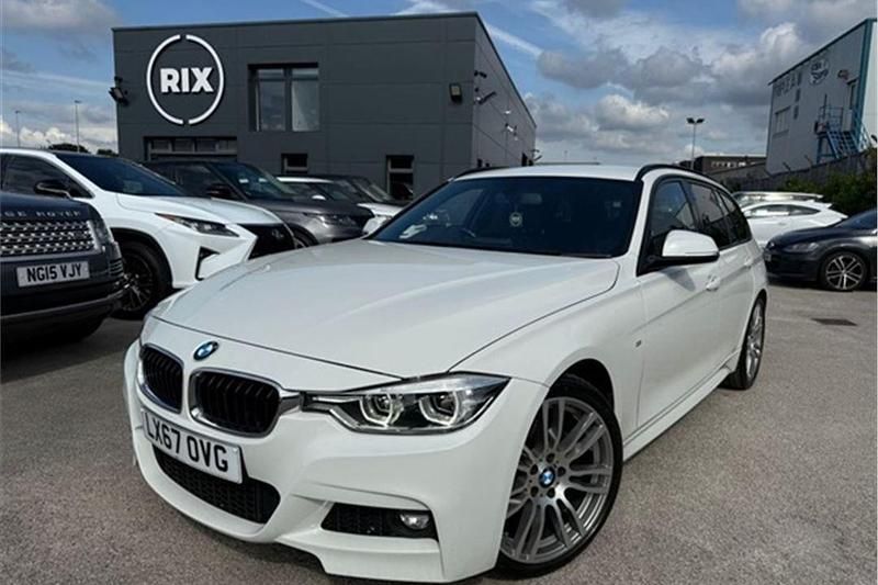 White Used 2018 BMW 320 M Sport Estate | £13,300 (Good price) - Image 1/4