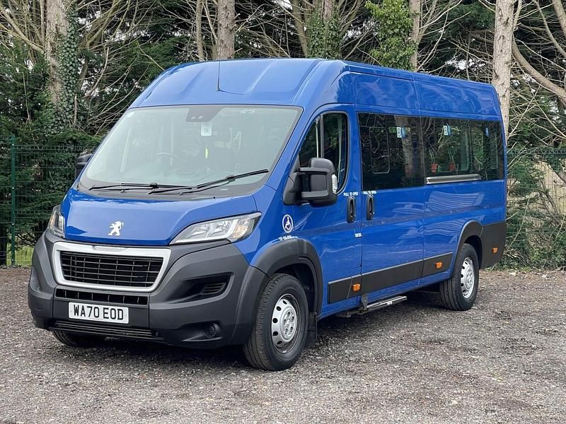 Used Peugeot Boxer 130 HP (95 kW) 2020 Blue Van