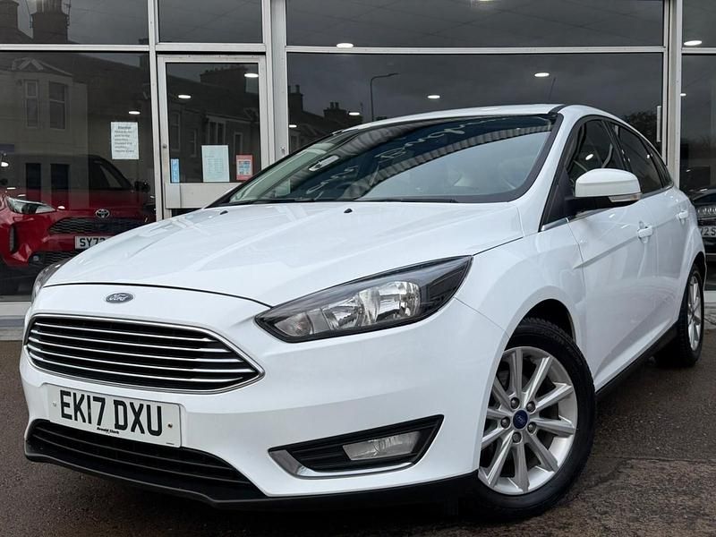 Used Ford Focus Titanium 2017 White Hatchback