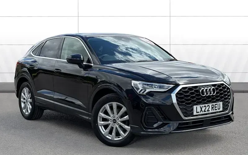 Usado Audi Q3 Sportback Sport 150 HP (110 kW) 2025 SUV