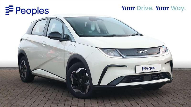New BYD Dolphin Active 69 kW (95 HP) 2025 White Hatchback