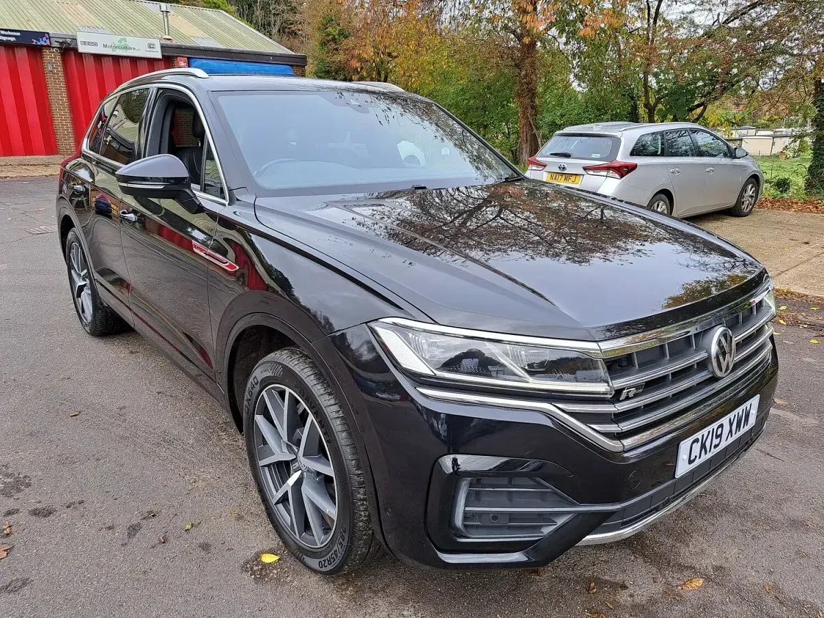 Used VW Touareg R-line 286 HP (210 kW) 2019 Black SUV