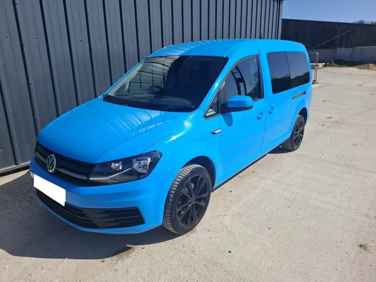 Begagnad VW Caddy 102 HK (75 kW) 2016 Blå Minibuss