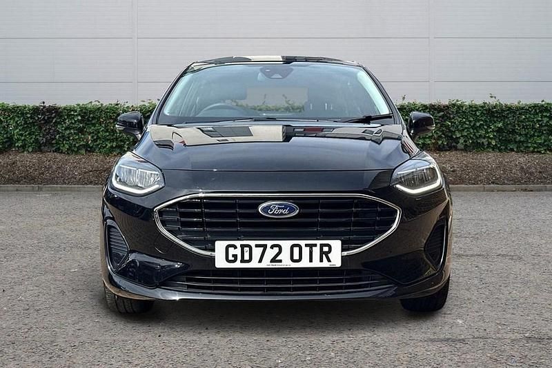 Usado Ford Fiesta Trend 2023 Negro Utilitario