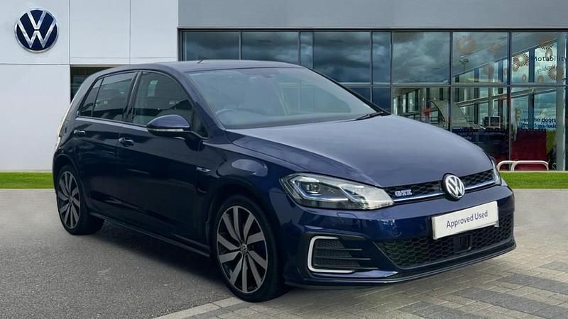 Used VW Golf VII Advance 204 HP (150 kW) 2018 Atlantic blue metallic