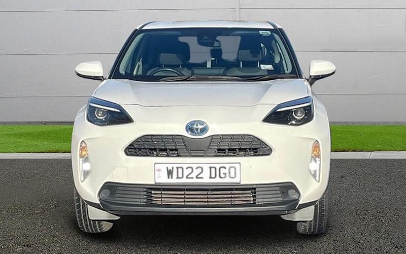 Used Toyota Yaris Hybrid 116 HP (85 kW) 2025 Estate