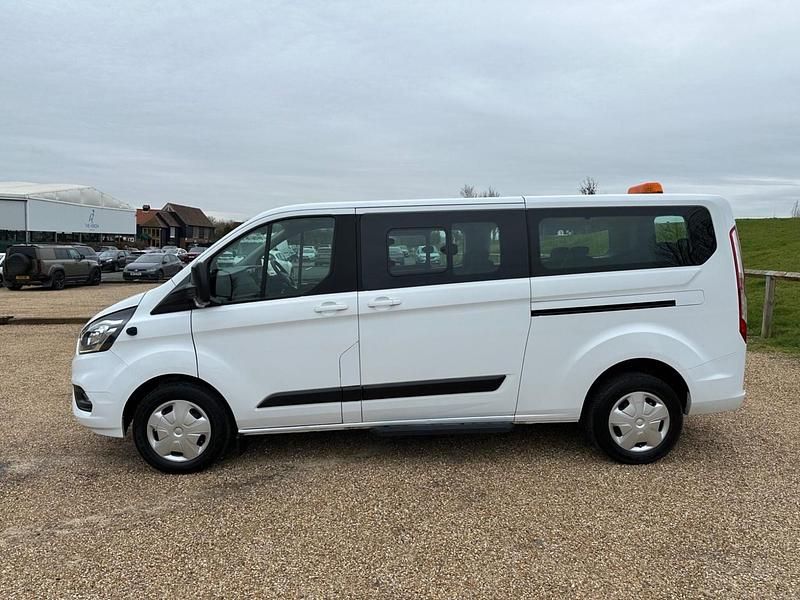Used Ford Tourneo S 130 HP (95 kW) 2022 White MPV