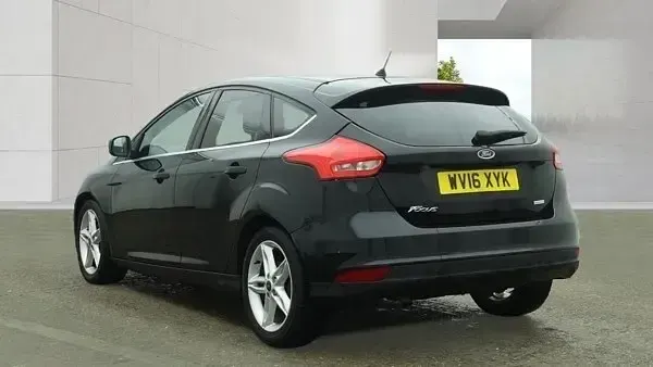 Used Ford Focus Zetec 2016 Black Hatchback