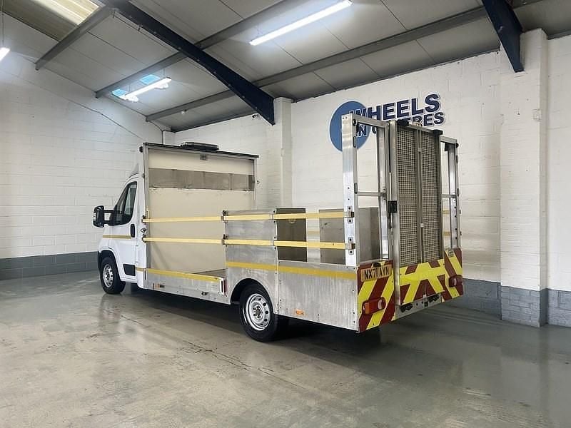 Used Peugeot Boxer 2021 White Van