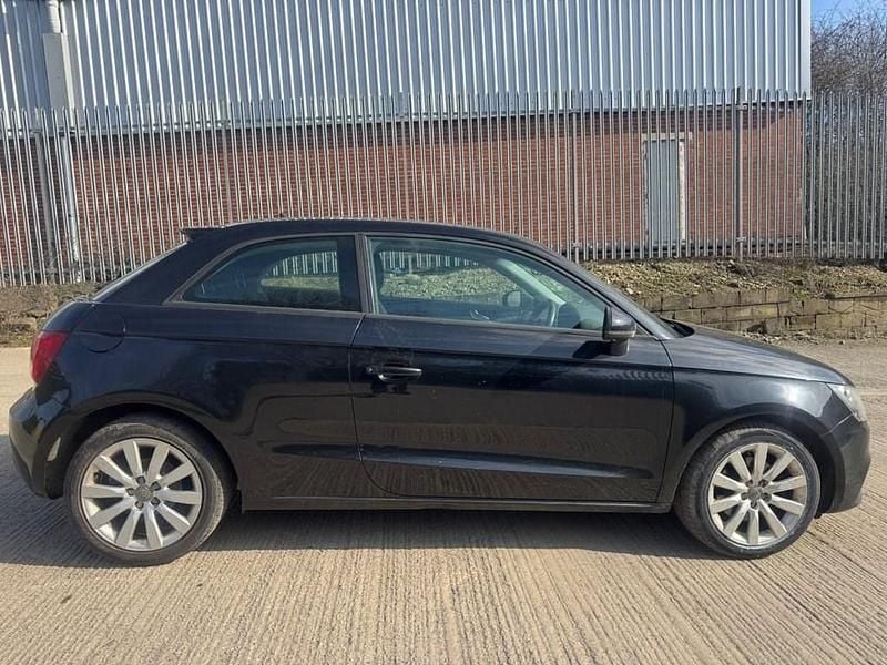 Used Audi A1 Sport 105 HP (77 kW) 2012 Black Hatchback