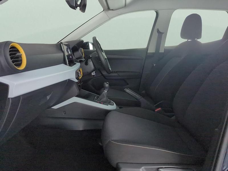 Used Seat Arona SE Technology 95 HP (69 kW) 2022 Blue SUV