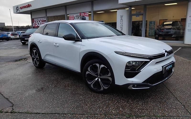 Used 2022 Citroën C5 X PureTech Estate | £15,995 (Fair price) - Image 1/4