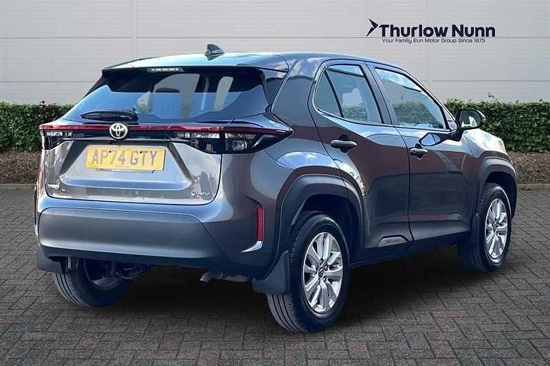 Used Toyota Yaris Cross 116 HP (85 kW) 2025 Grey SUV