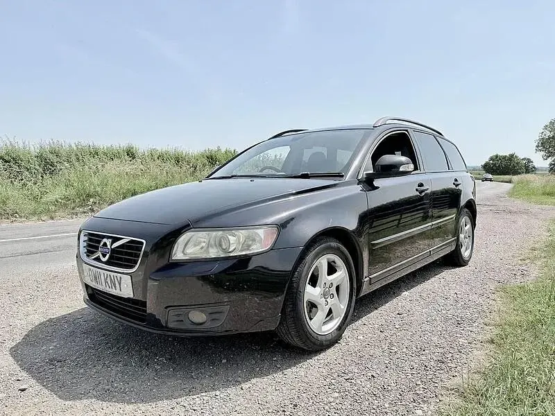 Used Volvo V50 SE Lux 2025 Black Estate