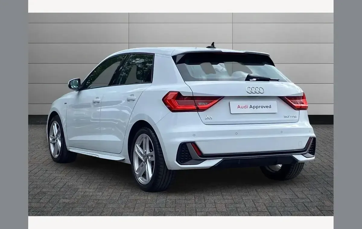Used Audi A1 S-Line 113 HP (83 kW) 2019 White SUV